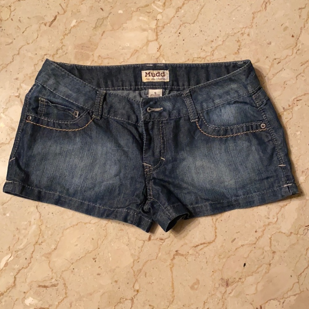 MUDD Jean shorts